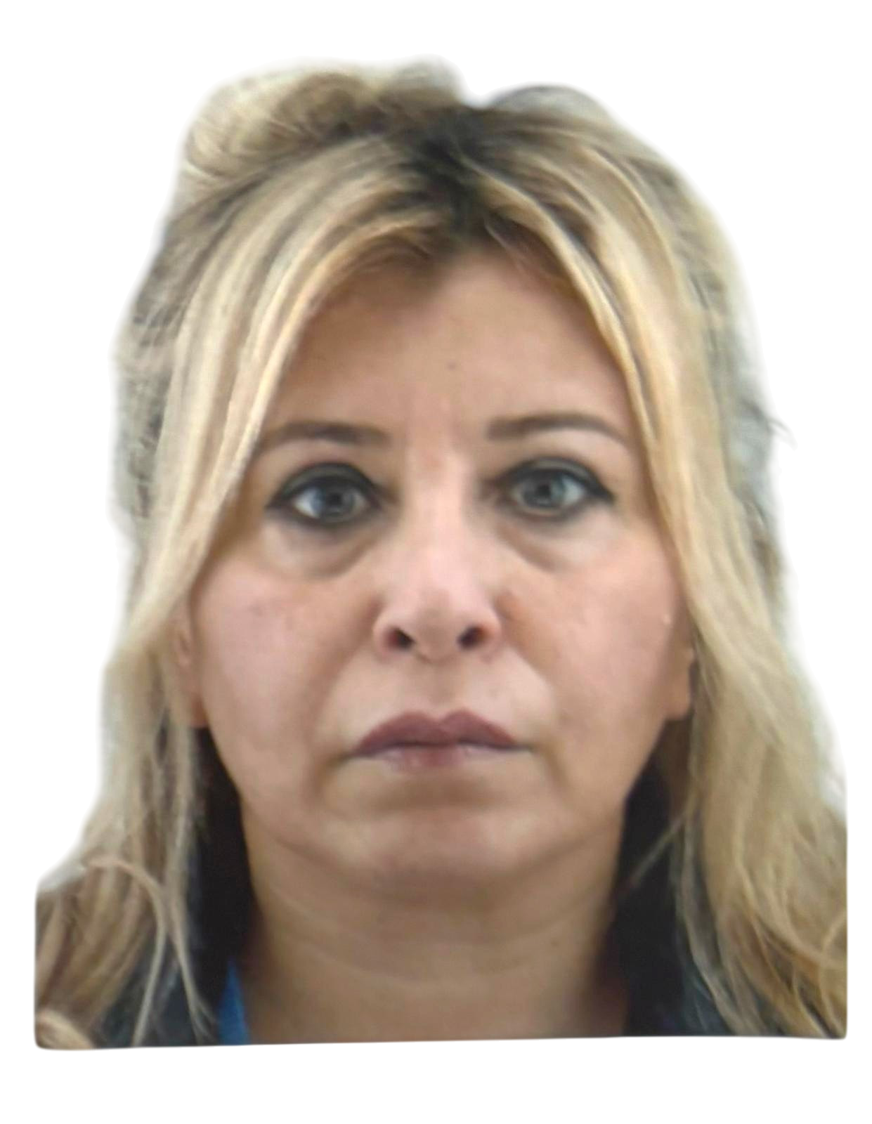 SABRINA EZZAHIR - 250514124648_photo_en_situation_professionnelle